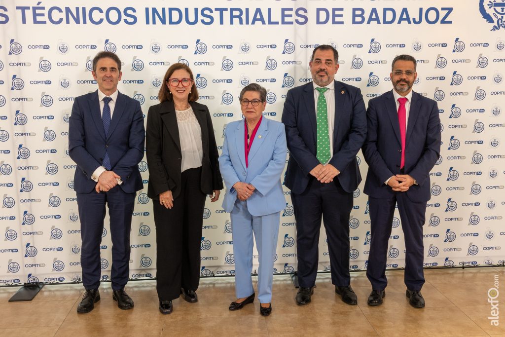 Los ingenieros técnicos industriales de Badajoz reclaman un plan de desarrollo agroindustrial: 