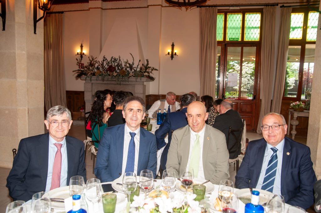 COGITI Segovia celebró su tradicional Comida de Hermandad con la entrega de distinciones a los compañeros homenajeados en el evento